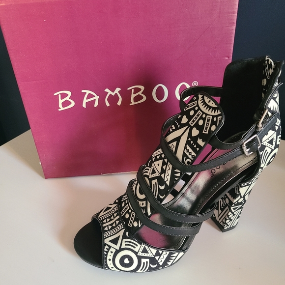Bamboo Senza-3 open toe heels (Size US 8.5) - Picture 1 of 3